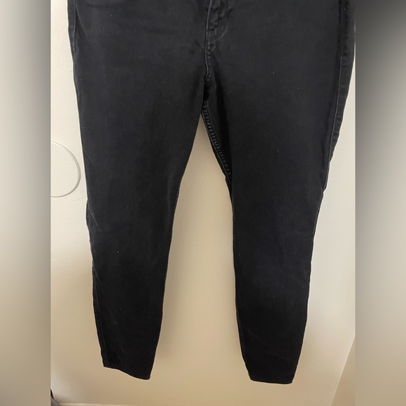✨Women’s Black Hollister Jeans Size 15R - Picture 6 of 8